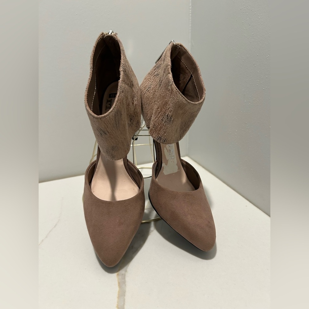 Chic Brown Suede Heels